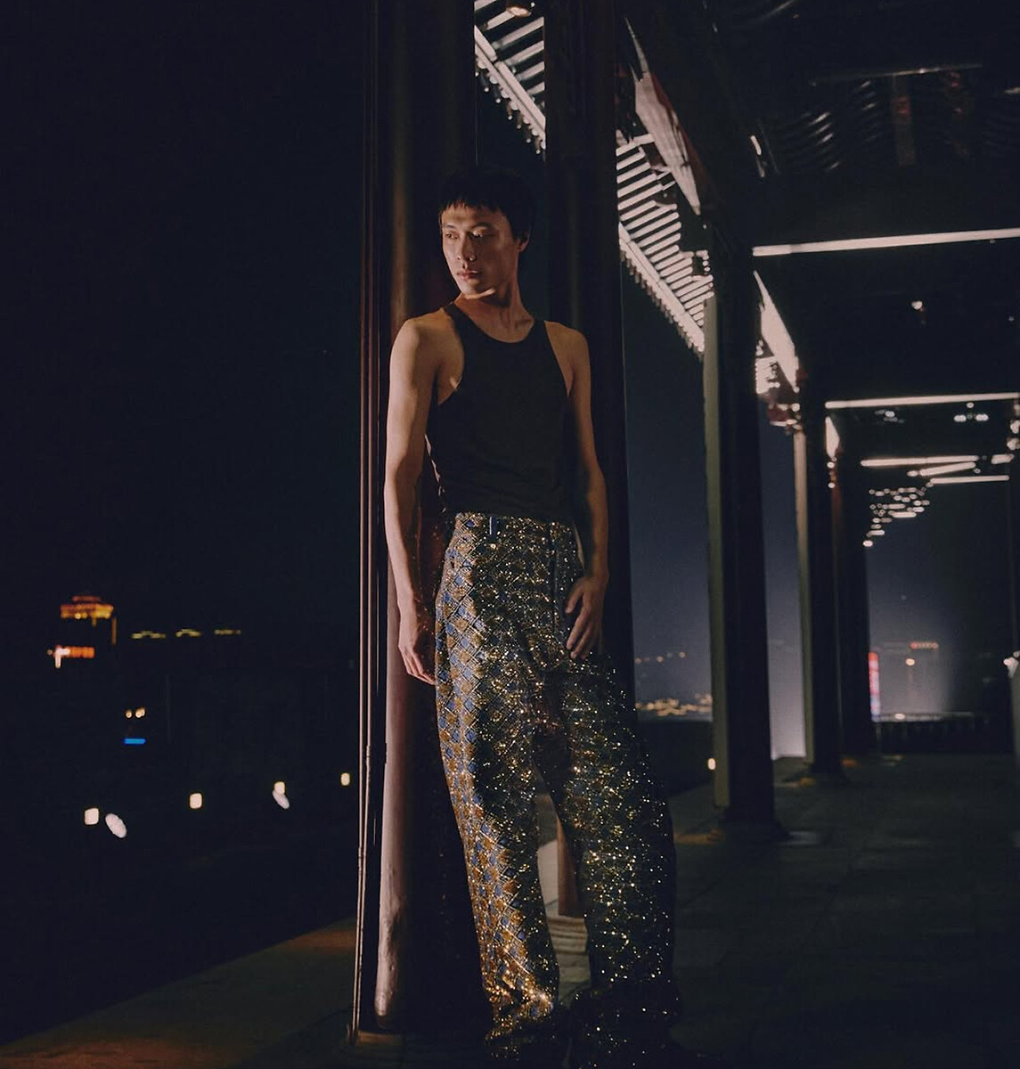 Ami's city chic allure