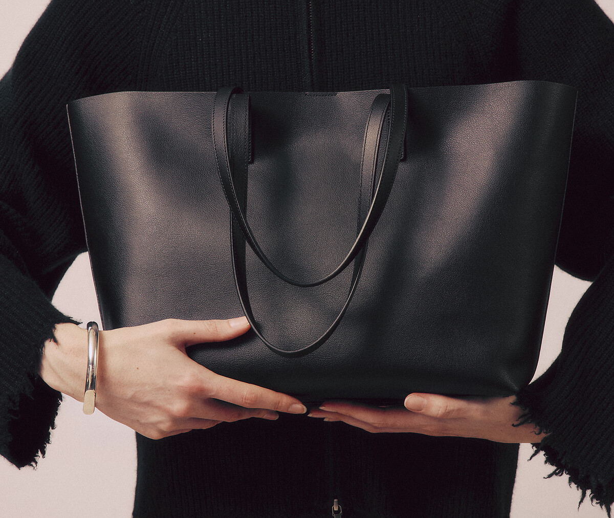 City partners: tote bags