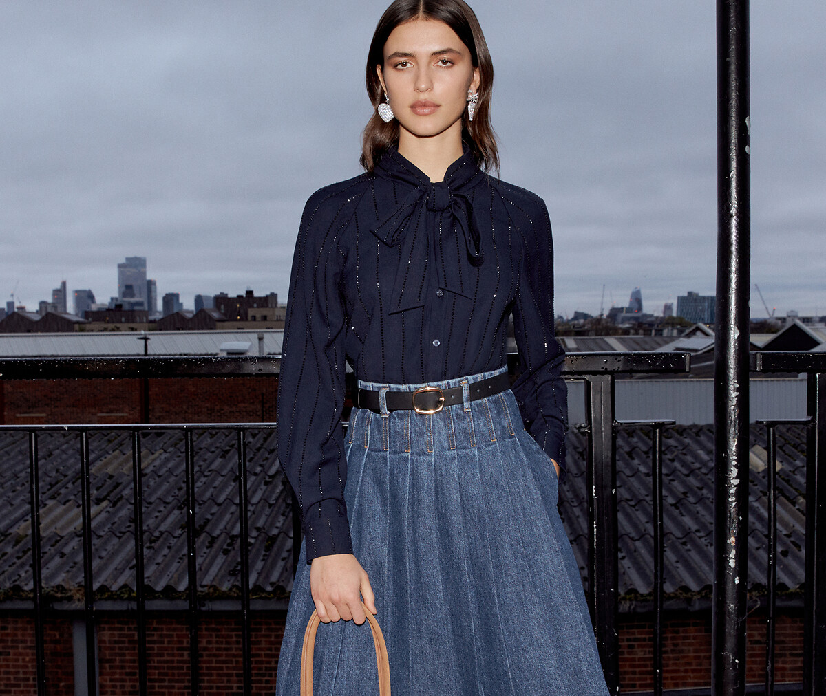 Schicke Hemden, luftige Blusen