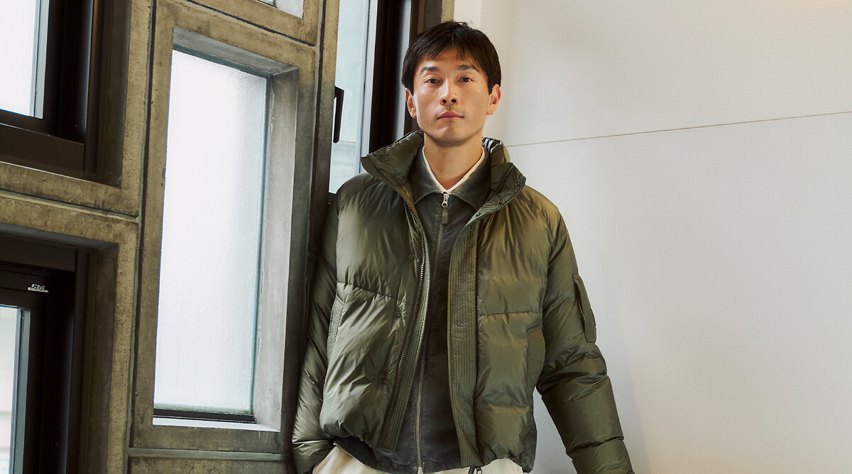 banner single D